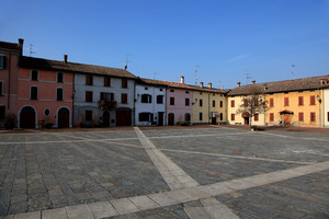 piazza Guareschi