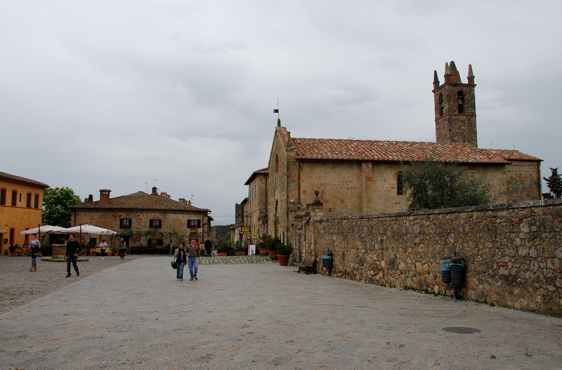 ''Piazza Roma'' - Monteriggioni