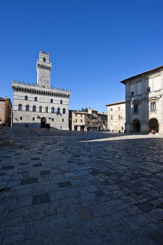 ''Nel blu'' - Montepulciano