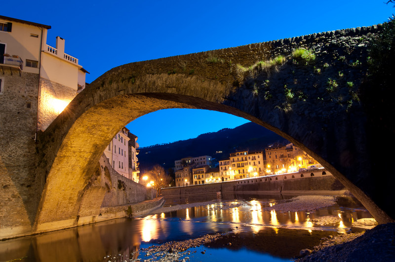 ''Dolceacqua al crepuscolo'' - Dolceacqua