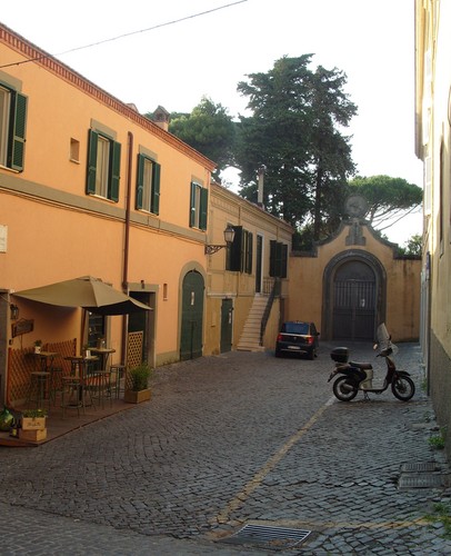Castel Gandolfo - La Piazzetta gemellata