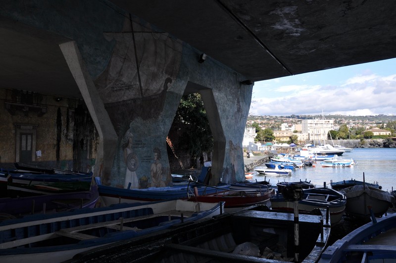 ''Le Colonne e le Barche.'' - Catania