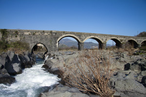 Ponte sul fiume Alcantara