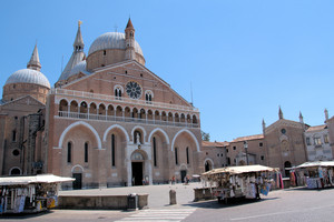 Piazza della Basilica