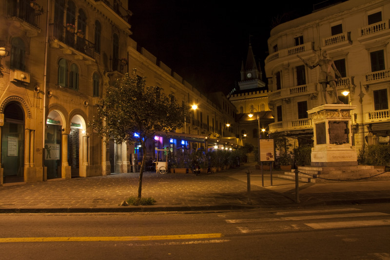''Piazza Catalani'' - Messina