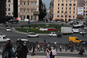 piazza venezia Roma un giurno qualsiasi