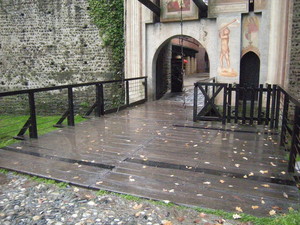 Borgo Medievale, ponte levatoio