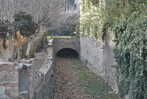 ponte laterale del castello