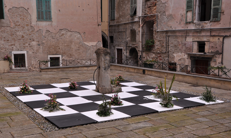 ''piazzetta delle erbe Ventimiglia alta'' - Ventimiglia