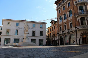 Piazza Indipendenza