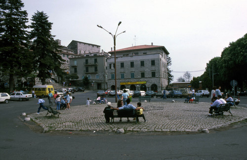 Capranica Prenestina (RM): Piazza Pietro Baccelli