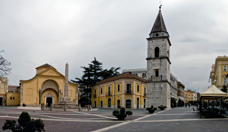 ''Benevento: piazza Santa Sofia'' - Benevento