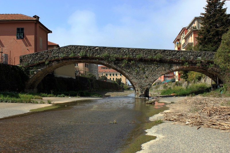 ''Piccolo ponte medievale'' - Levanto