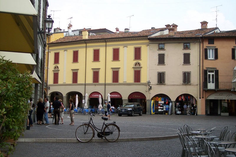 ''Piazza Garibaldi'' - Iseo