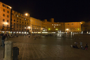 In Piazza del Campo a Siena