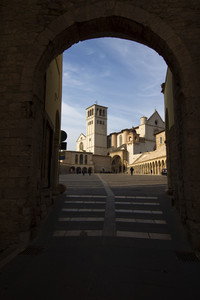 Ingresso in Piazza Inferiore di Assisi