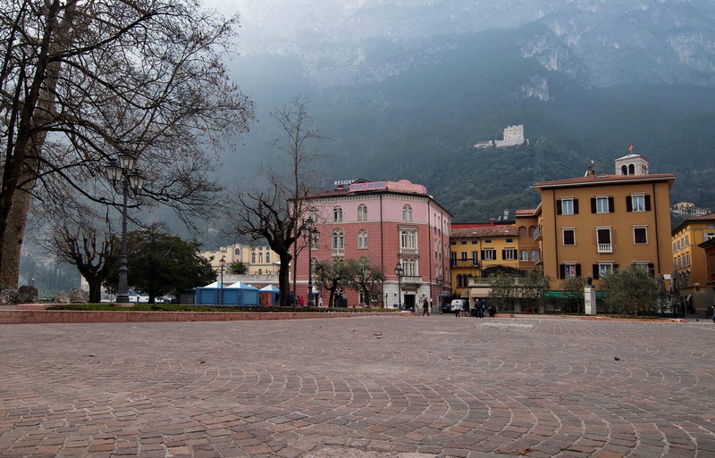 ''Piazza Garibaldi a Riva'' - Riva del Garda
