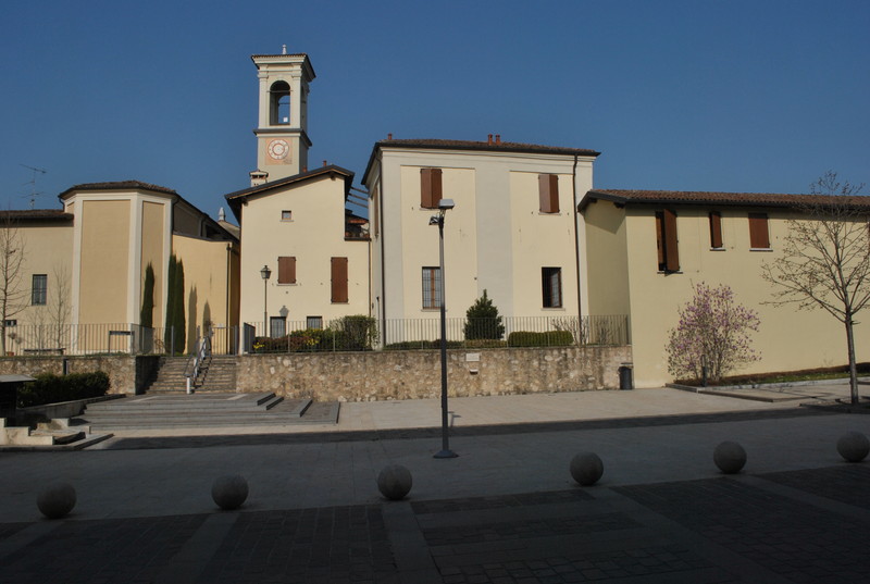 ''piazza cittadina'' - Rodengo Saiano