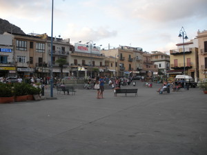 La piazza di Mondello