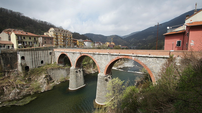 ''Isola'' - Isola del Cantone
