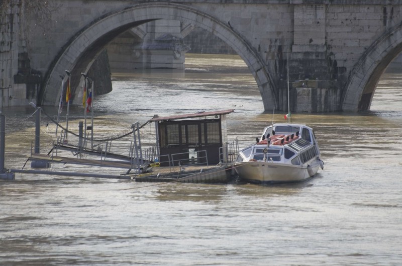 ''Il Tevere in Piena'' - Roma