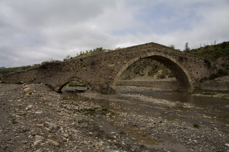 ''Ponte medievale'' - Troina