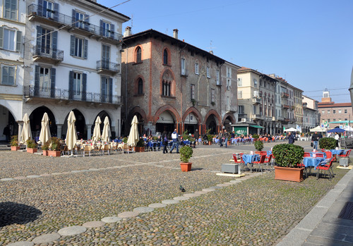 49995-800x559 49995-800x559