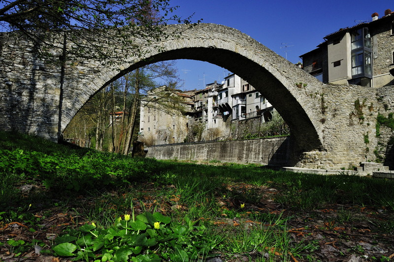 ''Portico, Ponte della Maestà'' - Portico e San Benedetto