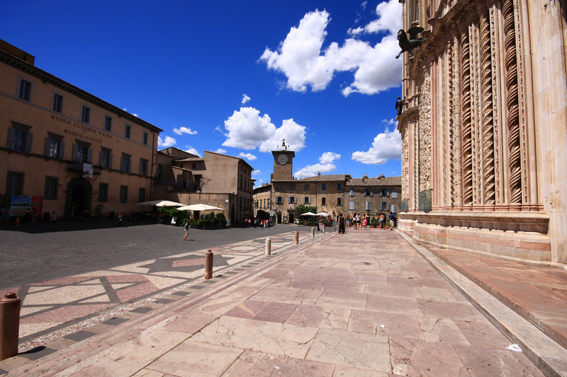 ''piazza con automa'' - Orvieto