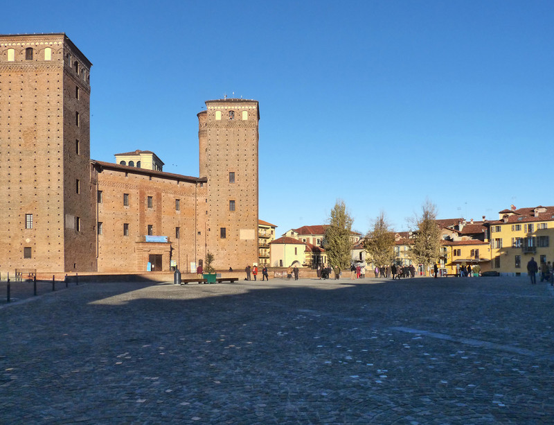''Domenica in p.za Castello'' - Fossano