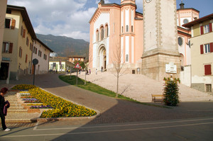 Piazza della chiesa già piazza Sonnino