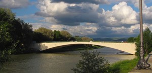 Nubi sul Ponte San Niccolò