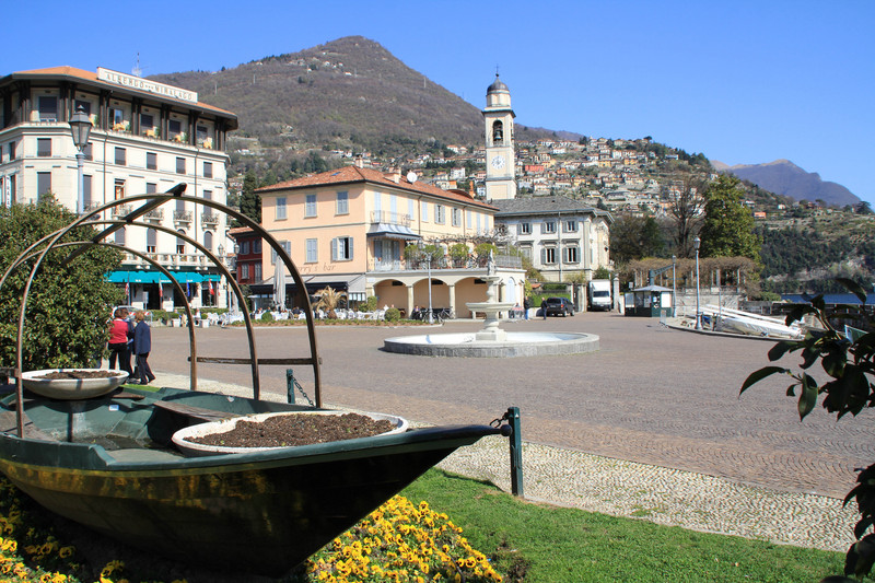 ''Piazza Risorgimento'' - Cernobbio