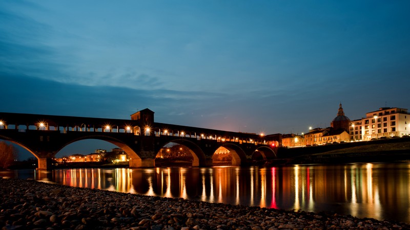 ''Riflessi notturni'' - Pavia