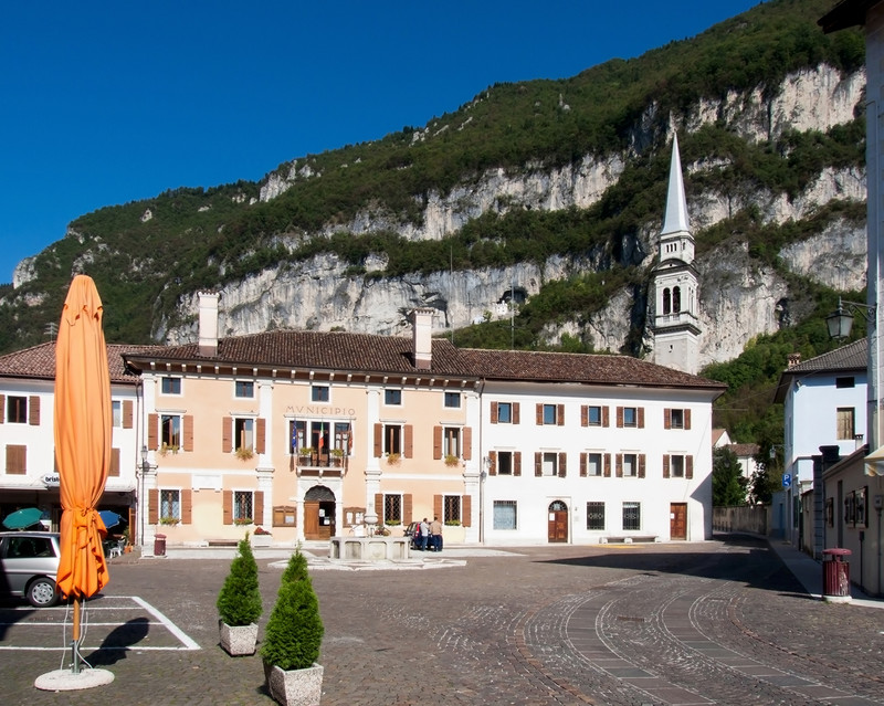 ''P.za I° Novembre'' - Fonzaso