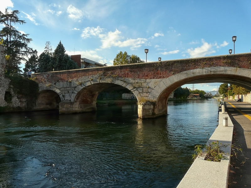 ''Sull’Alzaia del Naviglio'' - Turbigo