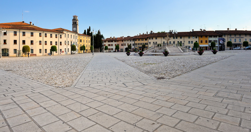 ''Luci e ombre'' - Maniago