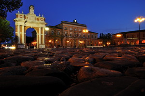 Piazza Ganganelli in notturno