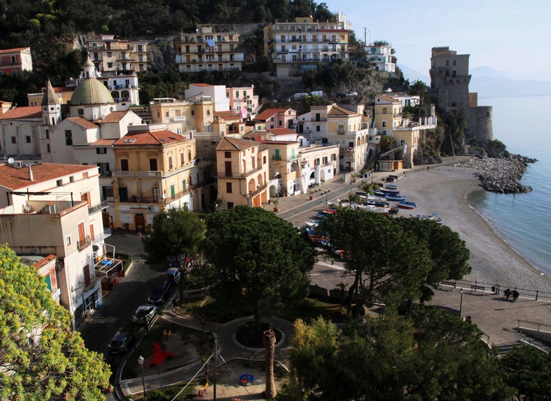''Cetara – Piazza Manfredi Nicoletti dall’alto'' - Cetara