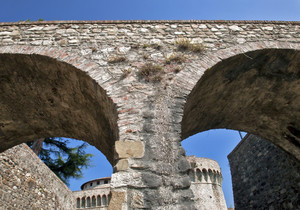 ” Per la Fortezza “