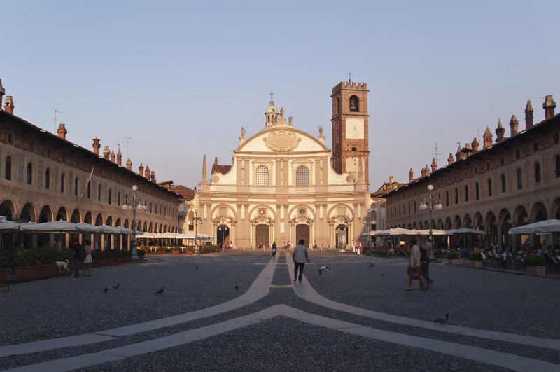 ''” L’ultimo sole “'' - Vigevano