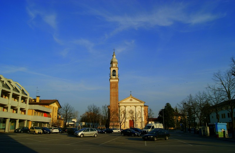 ''Troppe macchine!'' - Resana