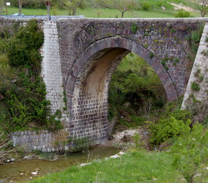 Ponte sul fiume Dirillo
