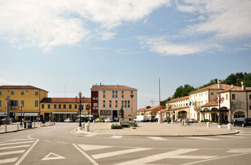 ''la bella piazza Vittorio Emanuele II'' - Mirano