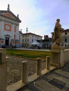 San Liberale guarda da lassù…