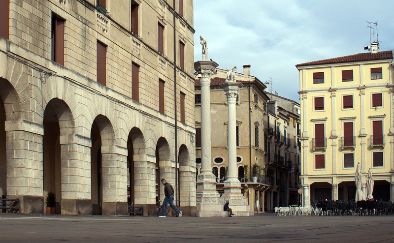 ''I Signori dietro l’ angolo'' - Vicenza