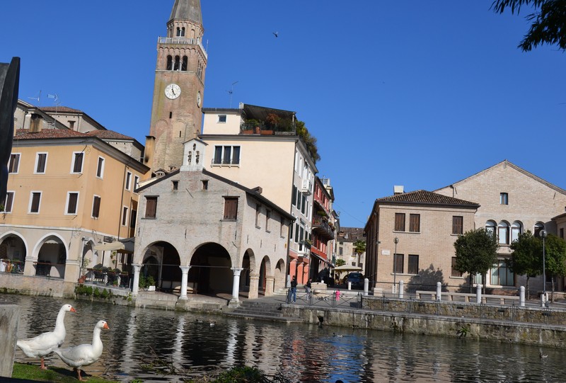 ''La piazzetta pescheria bagnata dalle acque del fiume'' - Portogruaro