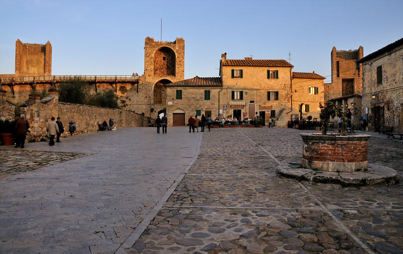 ''Monteriggioni'' - Monteriggioni
