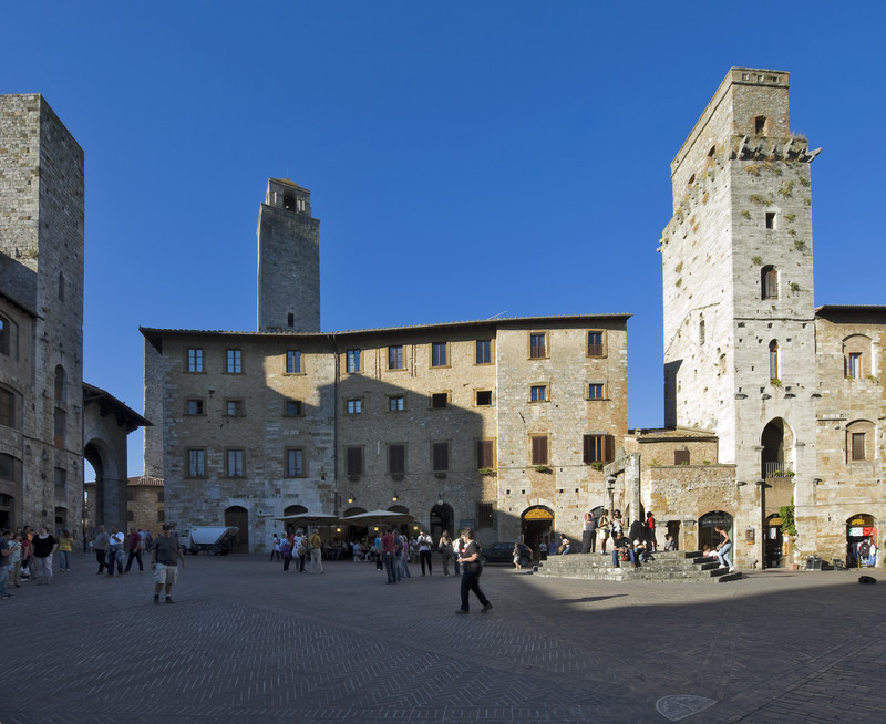 ''Piazza della Cisterna'' - San Gimignano