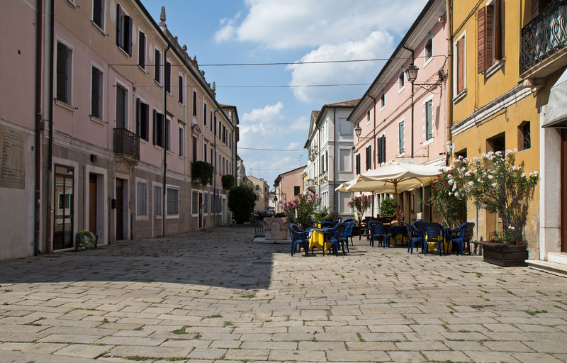 ''Piazza Guglielmo Oberdan'' - Adria